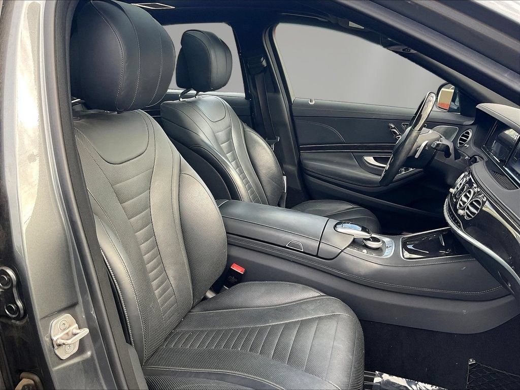 Used 2017 Mercedes-Benz S 550 4MATIC Sedan image 28