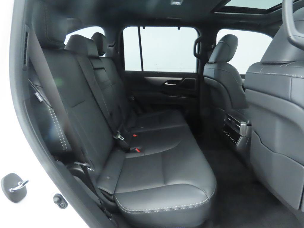 Certified 2024 Lexus LX 600 F Sport image 22