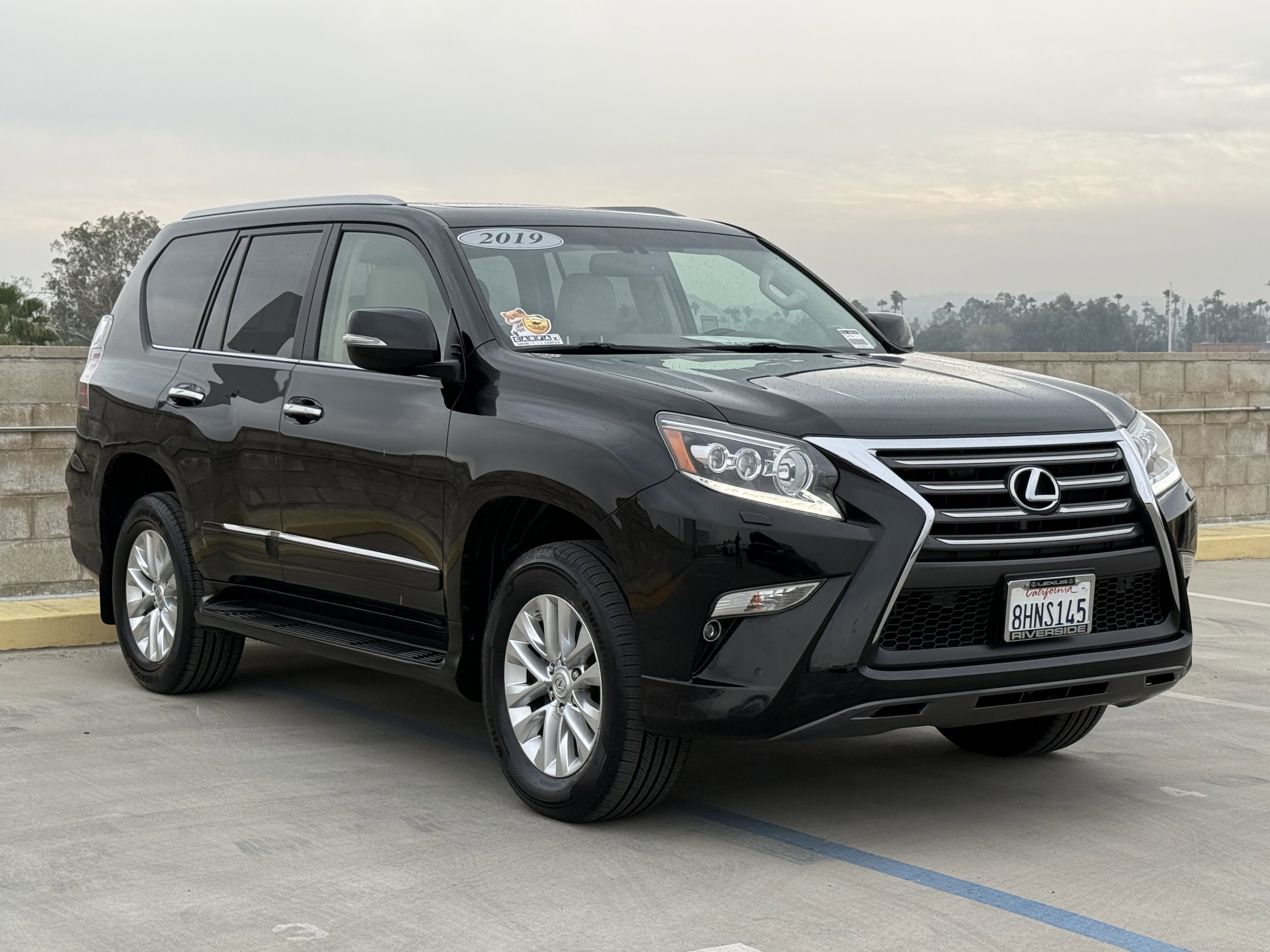 Used 2019 Lexus GX 460 Premium image 2