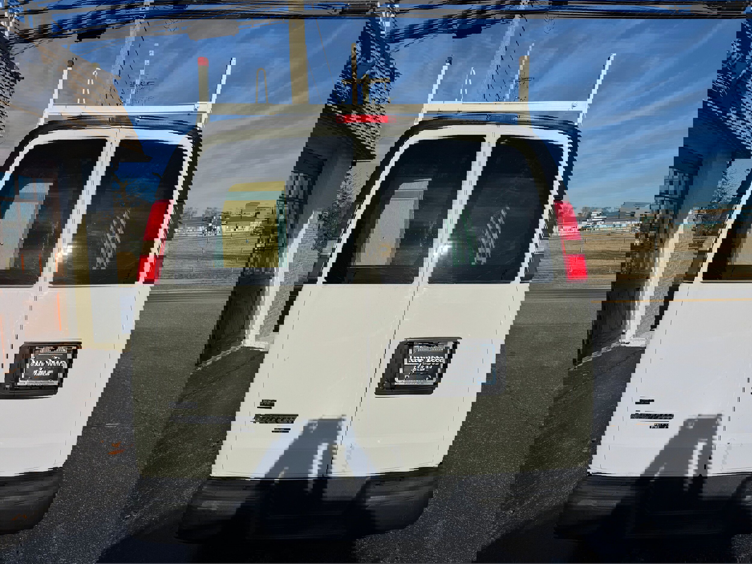 Used 2012 Chevrolet Express 3500 image 25