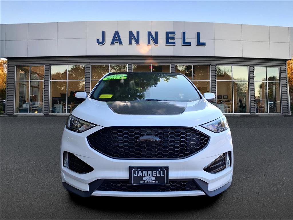 Used 2022 Ford Edge ST-Line w/ Class II Trailer Tow Package image 2