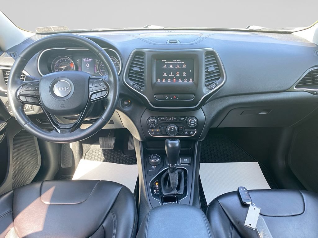 Certified 2019 Jeep Cherokee Latitude Plus AWD/4WD image 20