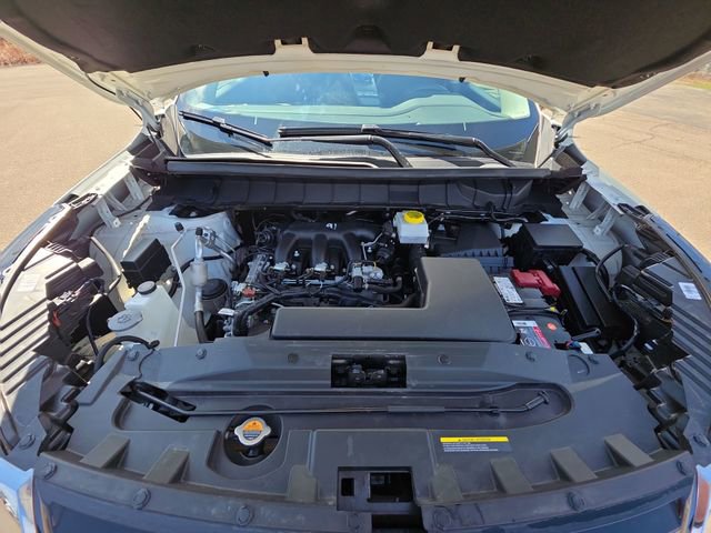 Certified 2024 Nissan Pathfinder SV w/ SV Premium Package image 29