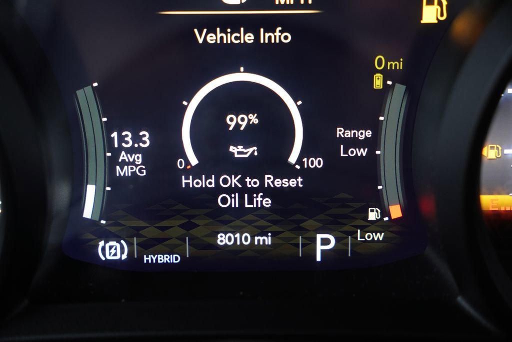 Certified 2025 Jeep Wrangler Unlimited Sahara w/ Safety Group image 35