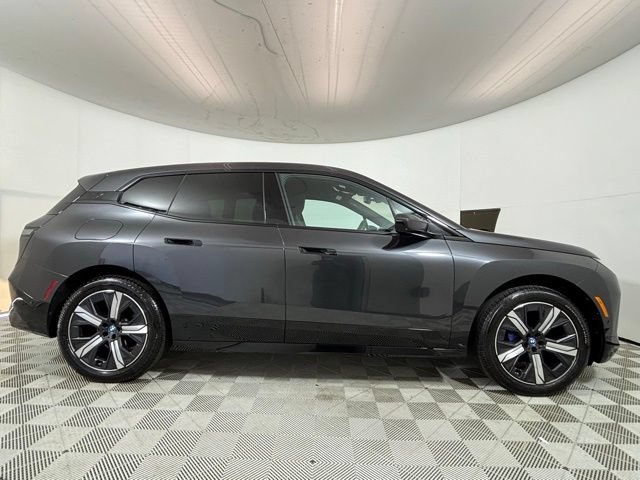Certified 2024 BMW iX xDrive50 w/ Sport Package AWD/4WD image 8