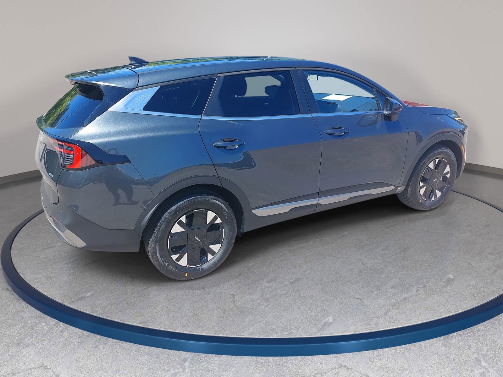 New 2026 Kia Sportage LX FWD image 5