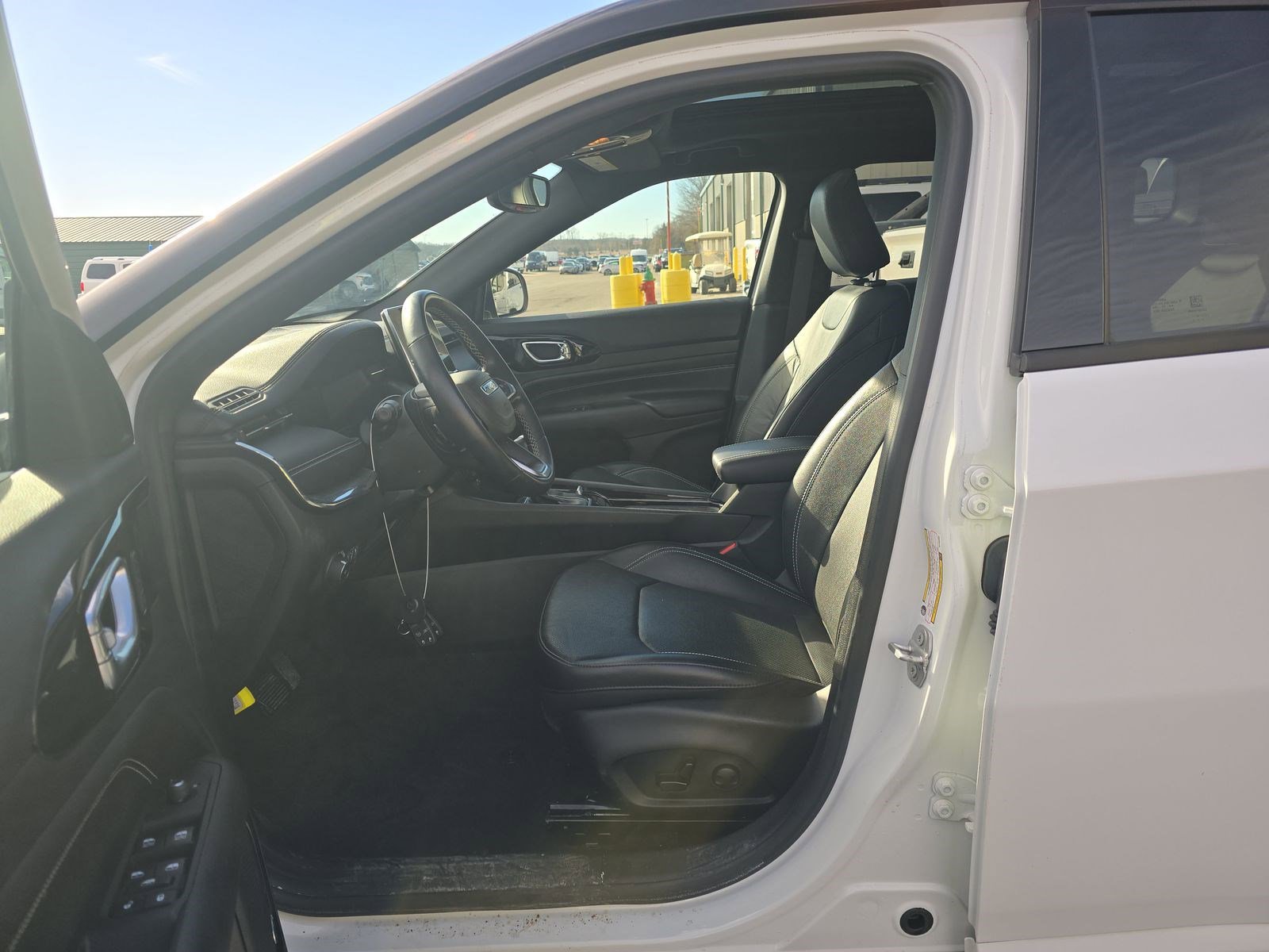 Used 2022 Jeep Compass High Altitude image 48