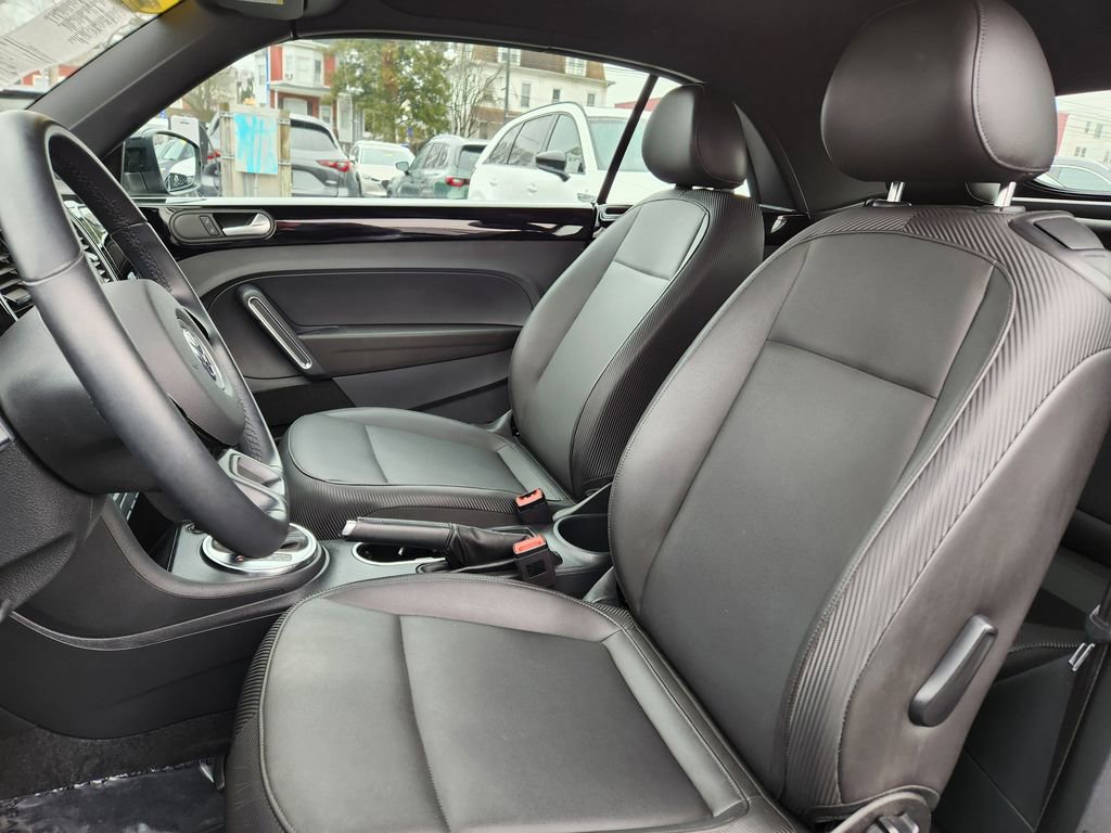 Used 2013 Volkswagen Beetle 2.5 image 10