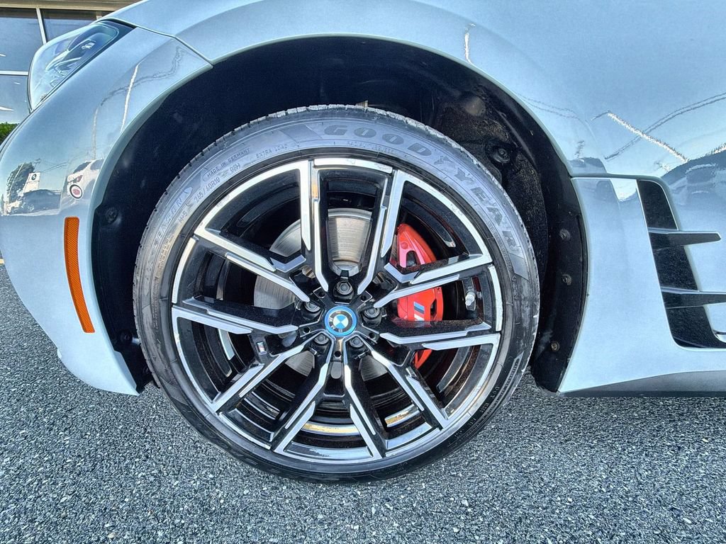 Used 2024 BMW i4 xDrive40i w/ M Sport Package AWD/4WD image 16