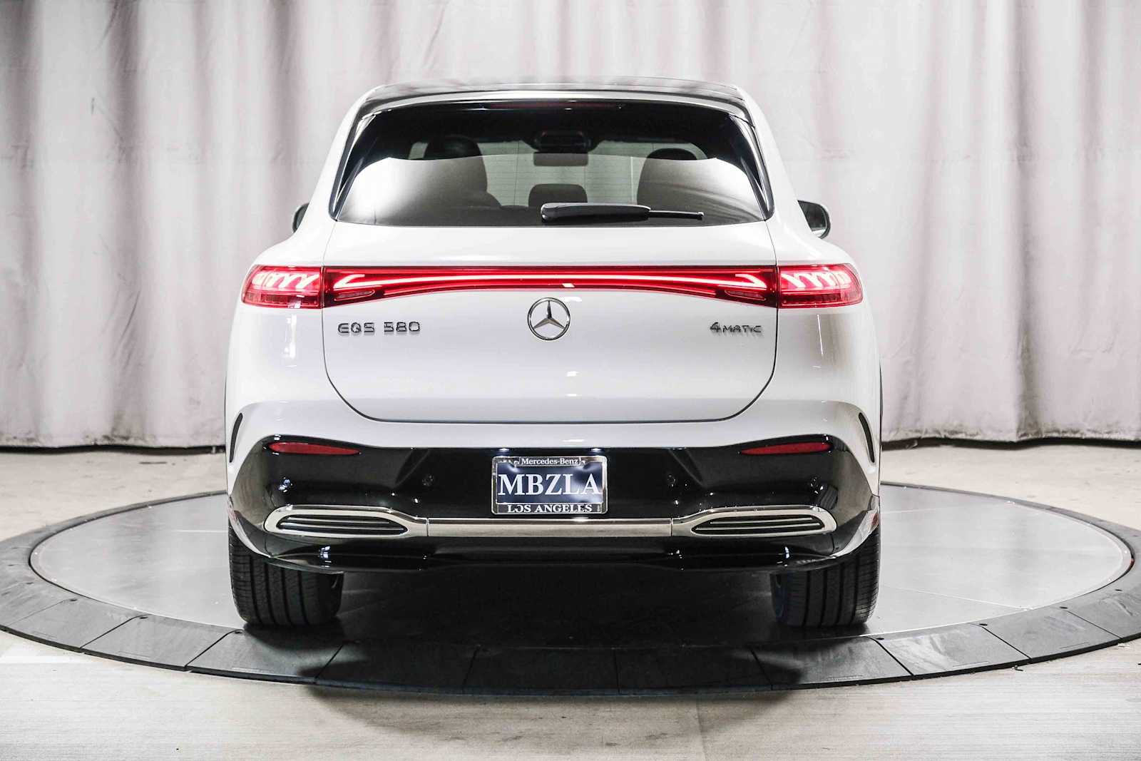 Certified 2023 Mercedes-Benz EQS 580 4MATIC SUV image 3