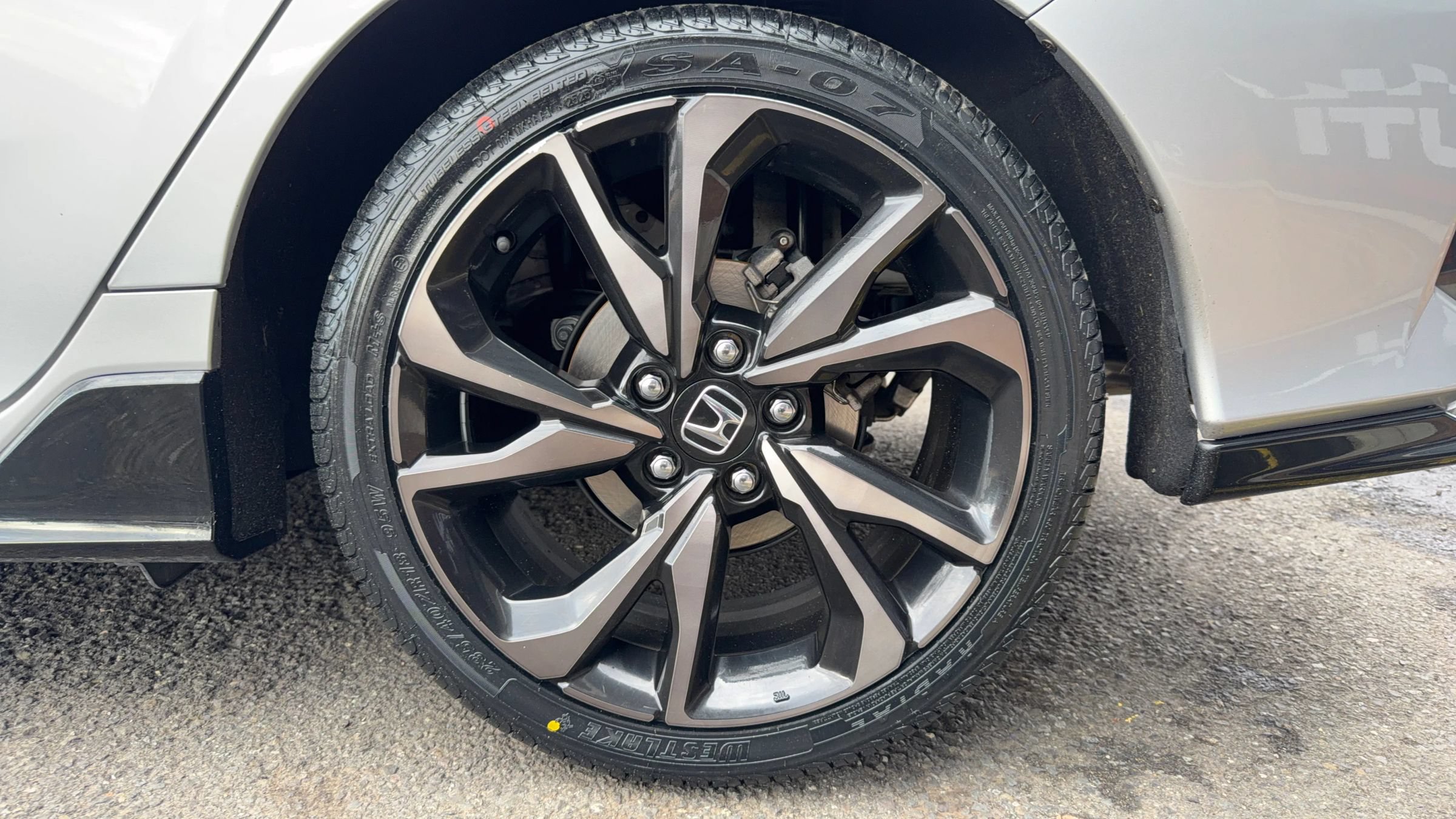 Used 2018 Honda Civic Sport image 10