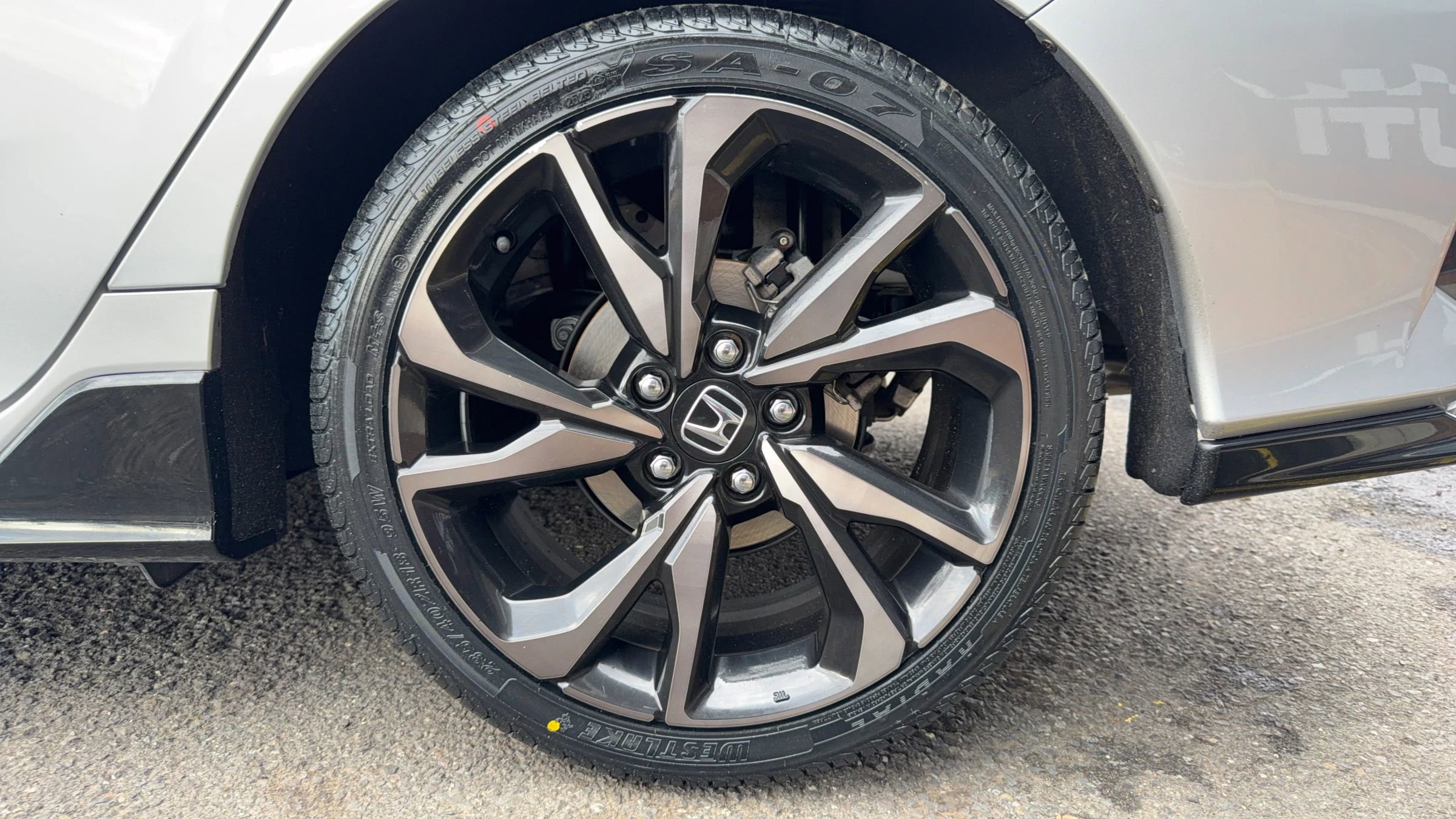 Used 2018 Honda Civic Sport image 10