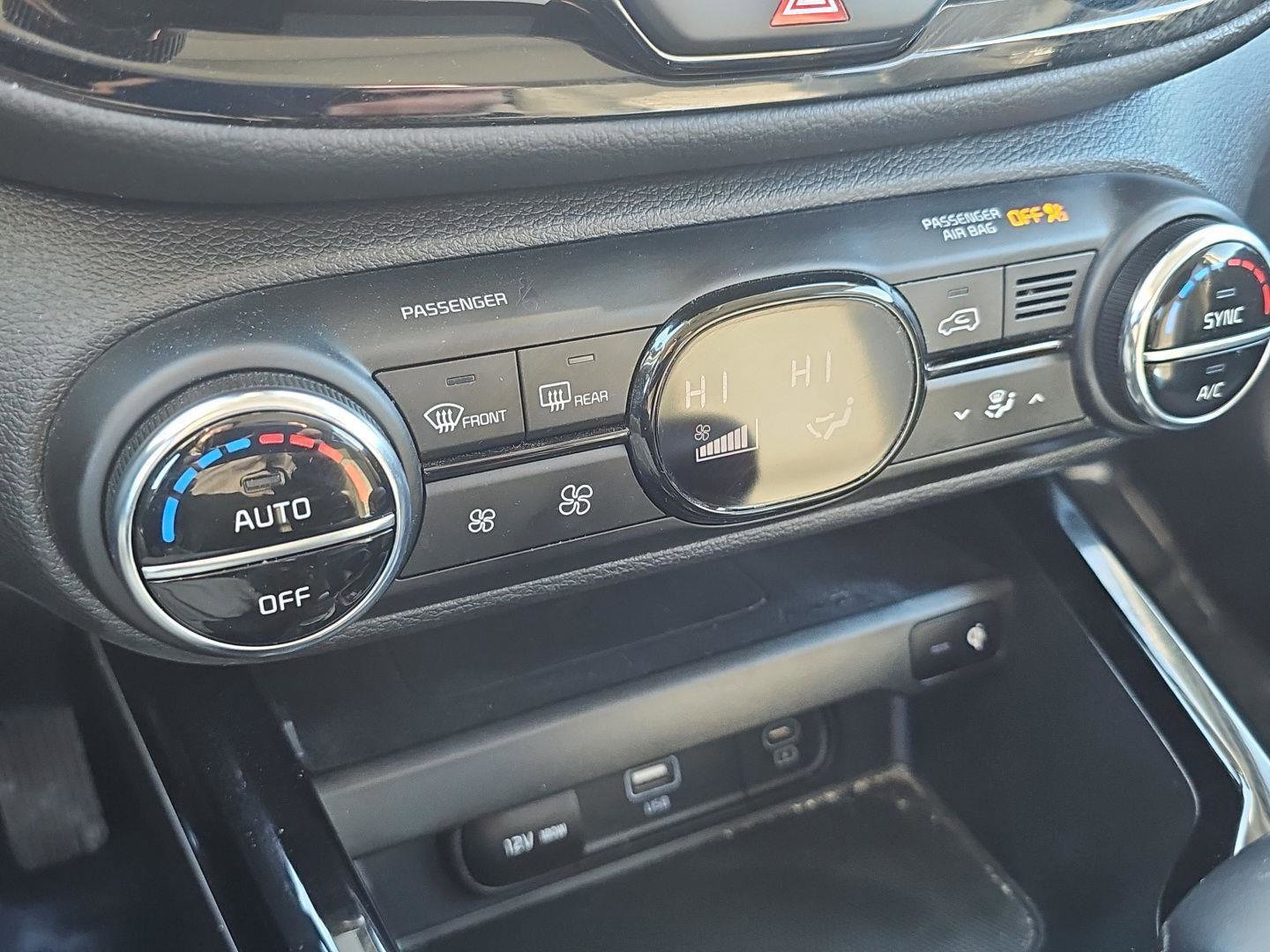 Used 2023 Kia Soul EX image 16