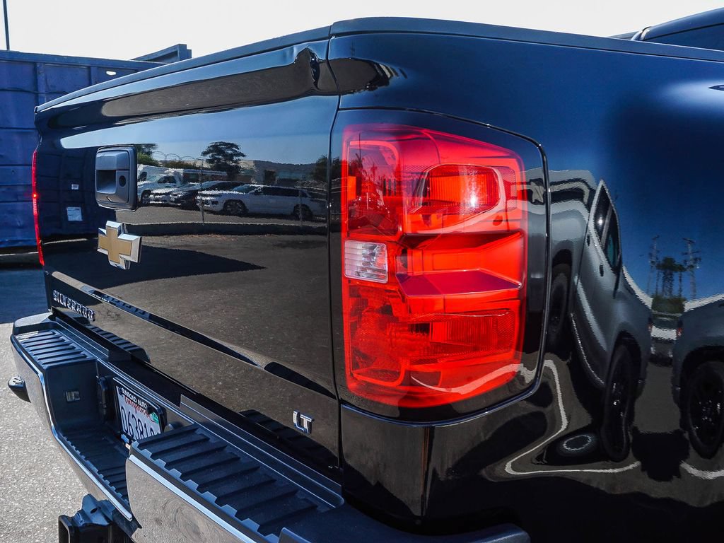 Used 2015 Chevrolet Silverado 3500 LT w/ LT Convenience Package RWD image 7