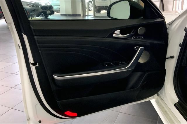 Used 2022 Kia Stinger GT2 w/ Scorpion Package AWD/4WD image 10