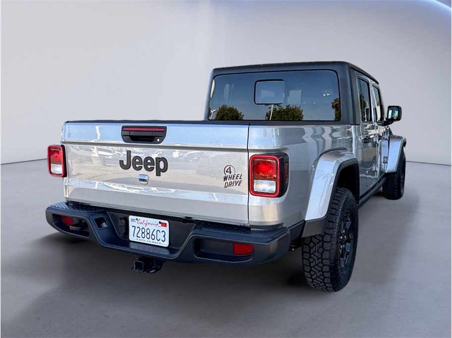 Used 2021 Jeep Gladiator Sport AWD/4WD image 6