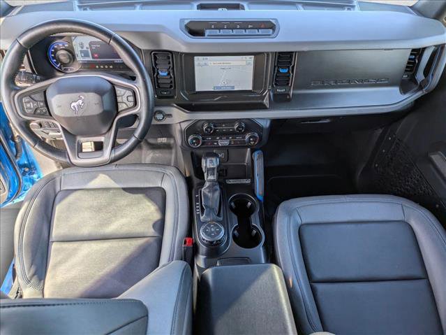 Used 2021 Ford Bronco Black Diamond w/ Sasquatch Package image 16