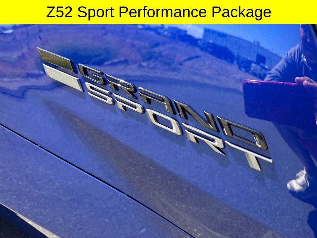New 2027 Chevrolet Corvette Grand Sport w/ Z52 Sport Performance Package RWD image 9