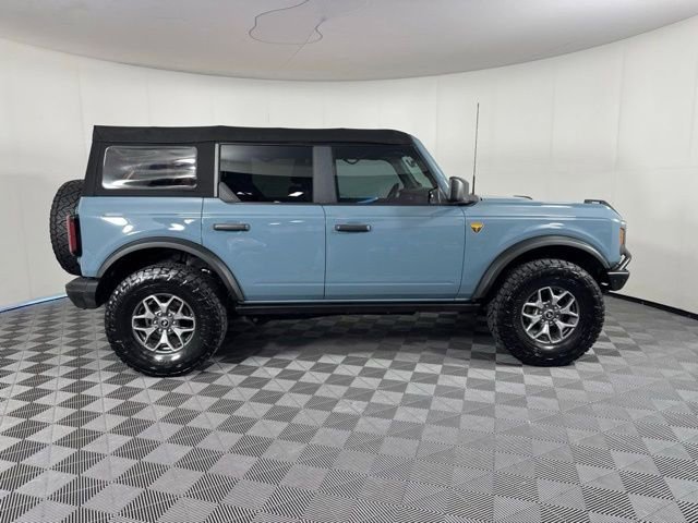 Used 2022 Ford Bronco Badlands image 8