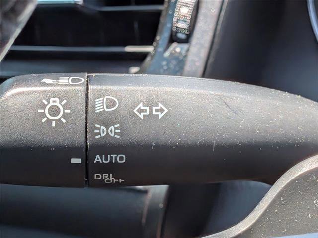 Used 2022 Toyota Camry XSE FWD image 16