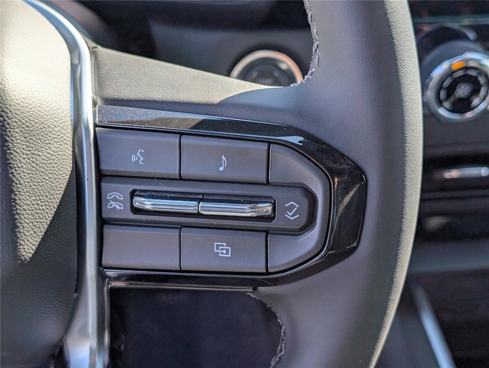 New 2026 Chevrolet Colorado W/T image 17