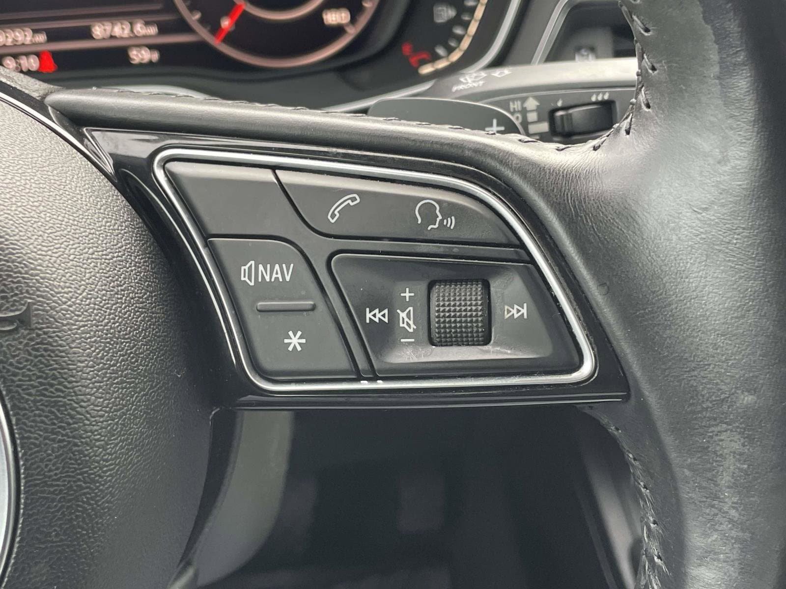 Used 2017 Audi A4 2.0T Premium Plus w/ Premium Plus Package FWD image 20
