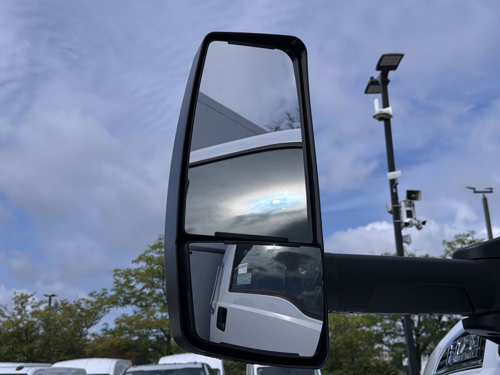 New 2027 Ford F750 2WD Regular Cab Super Duty image 14