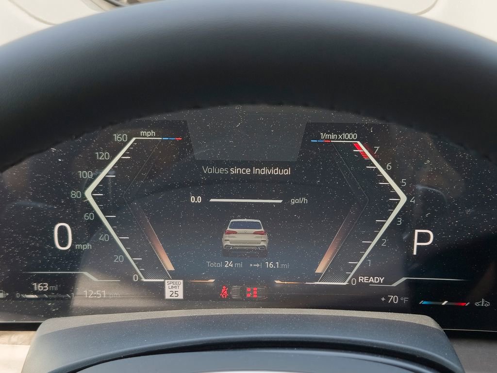 New 2026 BMW X5 xDrive40i w/ M Sport Package AWD/4WD image 13