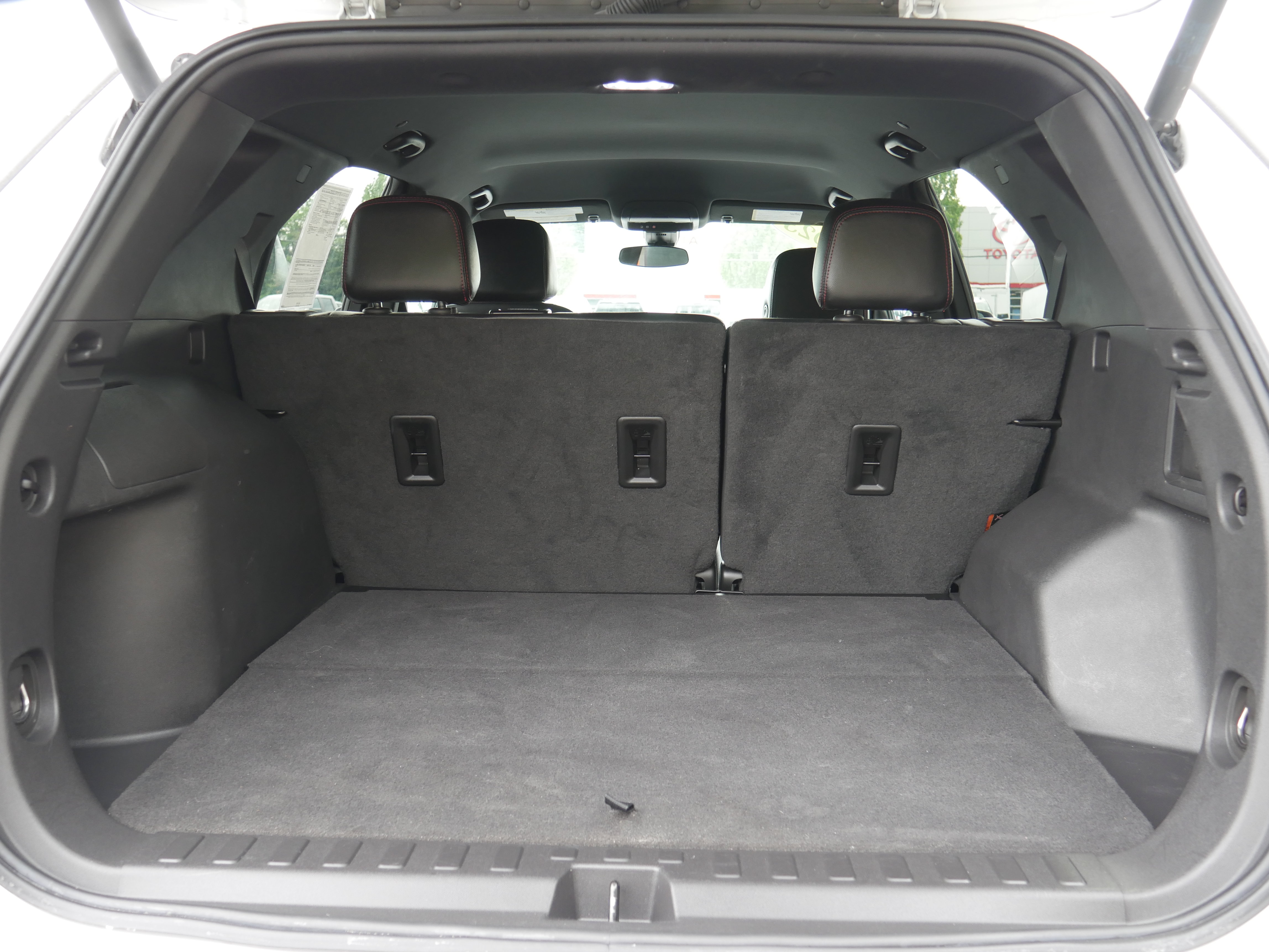 Used 2023 Chevrolet Equinox RS AWD/4WD image 6