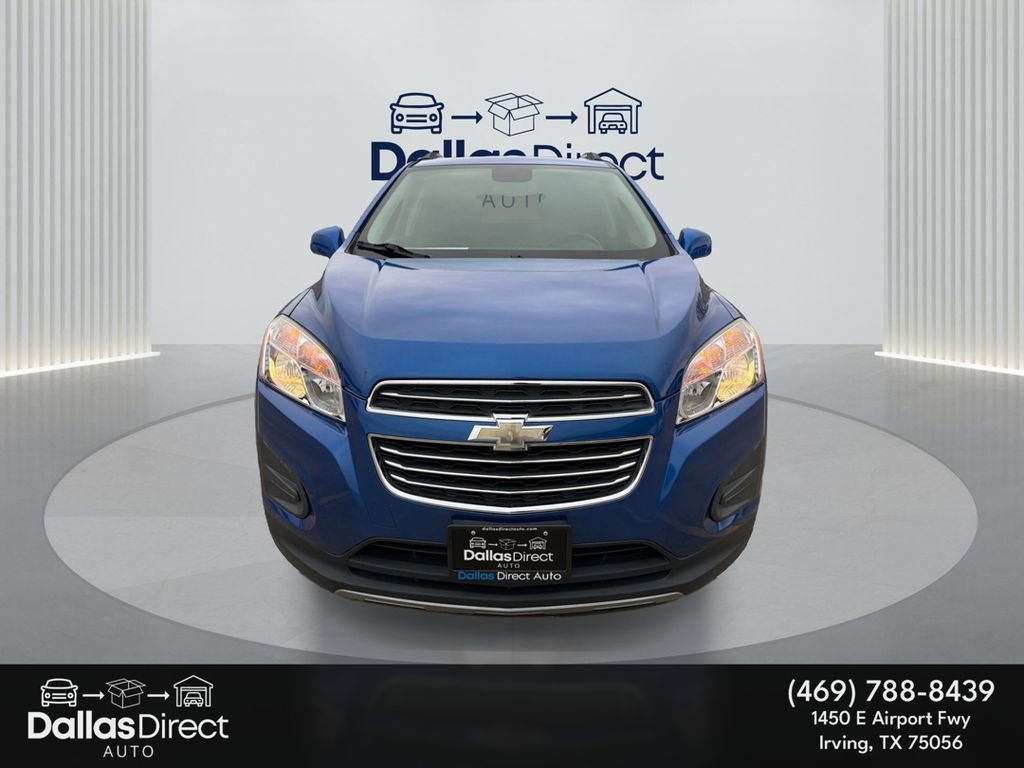 Used 2016 Chevrolet Trax LT w/ LT Sun and Sound Package image 3