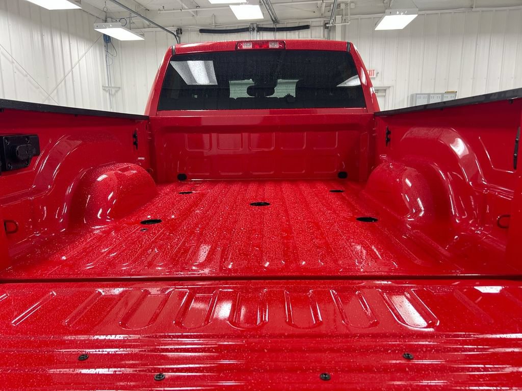 New 2026 RAM 2500 Big Horn AWD/4WD image 24