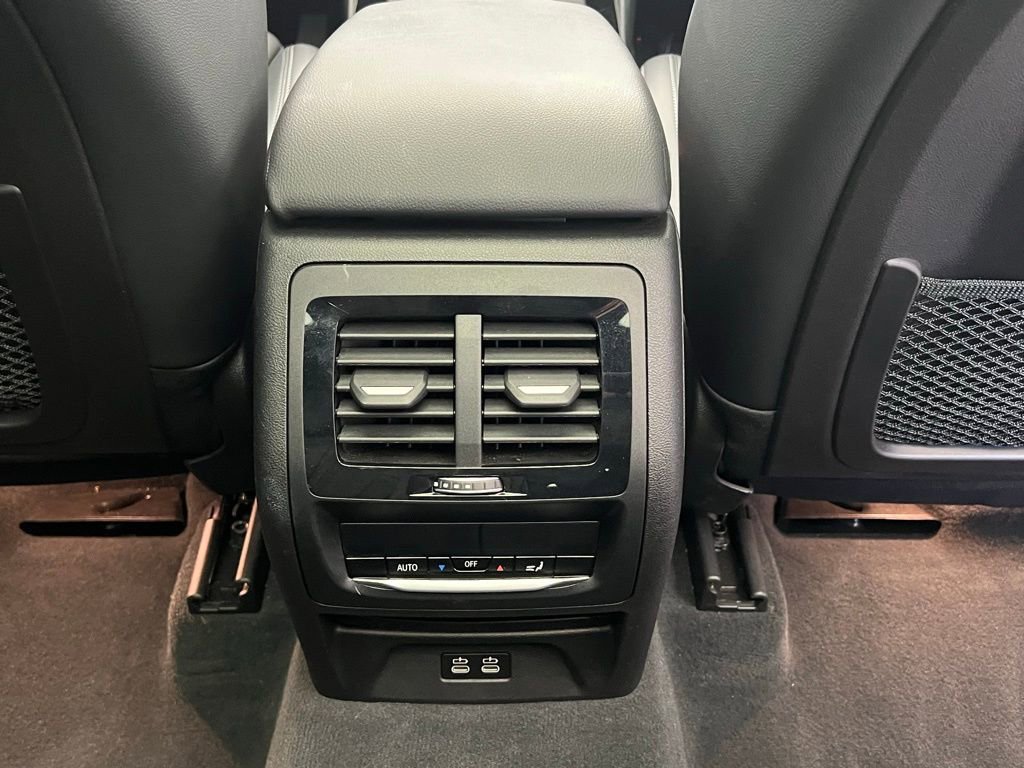 Certified 2023 BMW X3 xDrive30i w/ Premium Package image 9