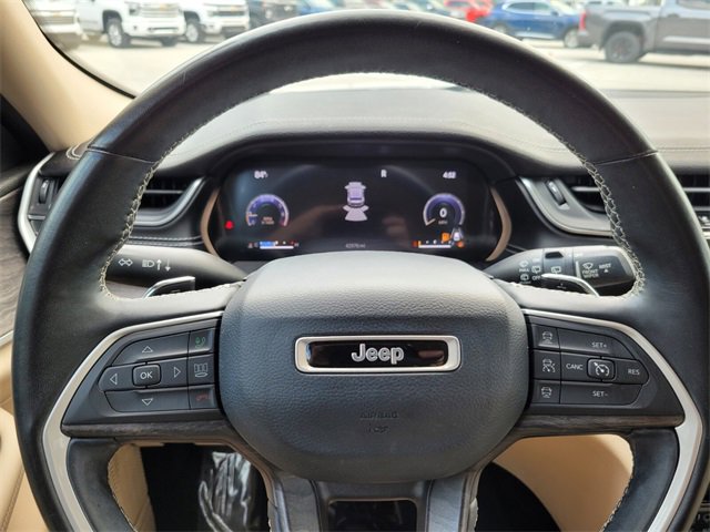 Used 2022 Jeep Grand Cherokee L Limited w/ Luxury Tech Group II image 35