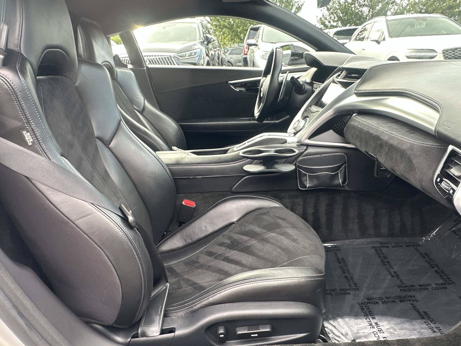 Used 2017 Acura NSX AWD/4WD image 31