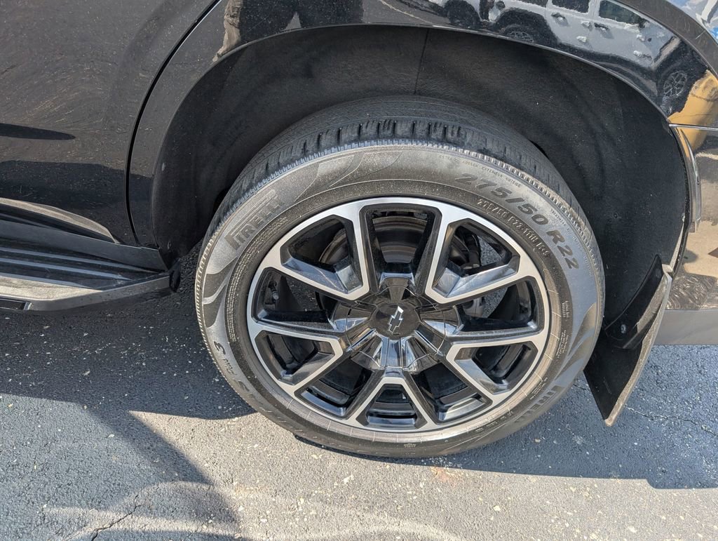 Used 2021 Chevrolet Tahoe RST w/ Luxury Package AWD/4WD image 25