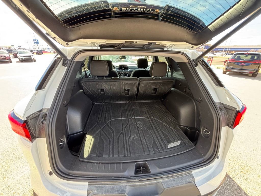 Used 2024 Chevrolet Blazer LT w/ Convenience Package image 10