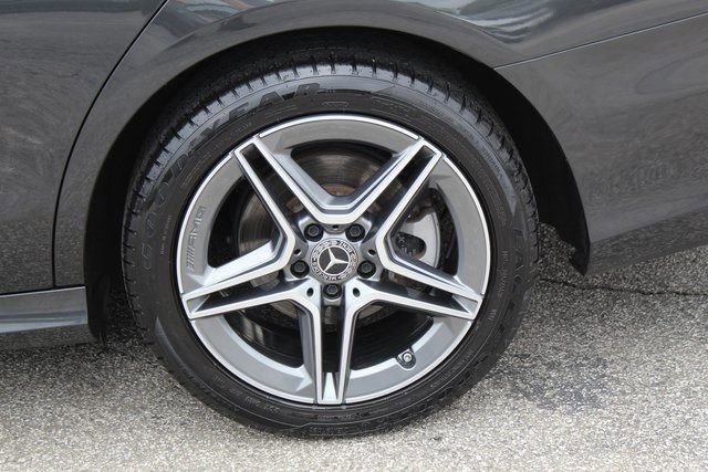 Certified 2022 Mercedes-Benz E 350 4MATIC Sedan image 2