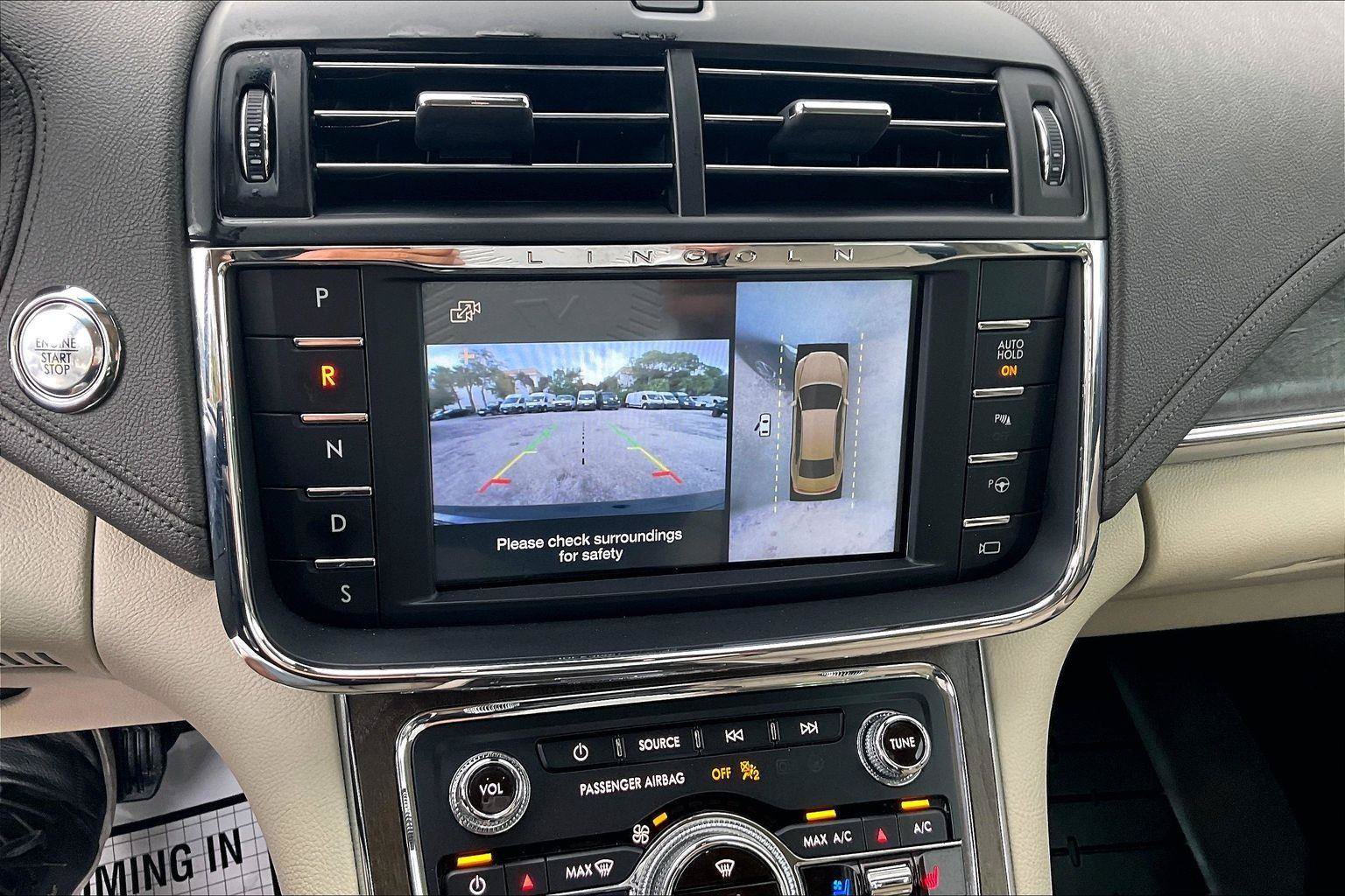 Used 2019 Lincoln Continental Reserve AWD/4WD image 14