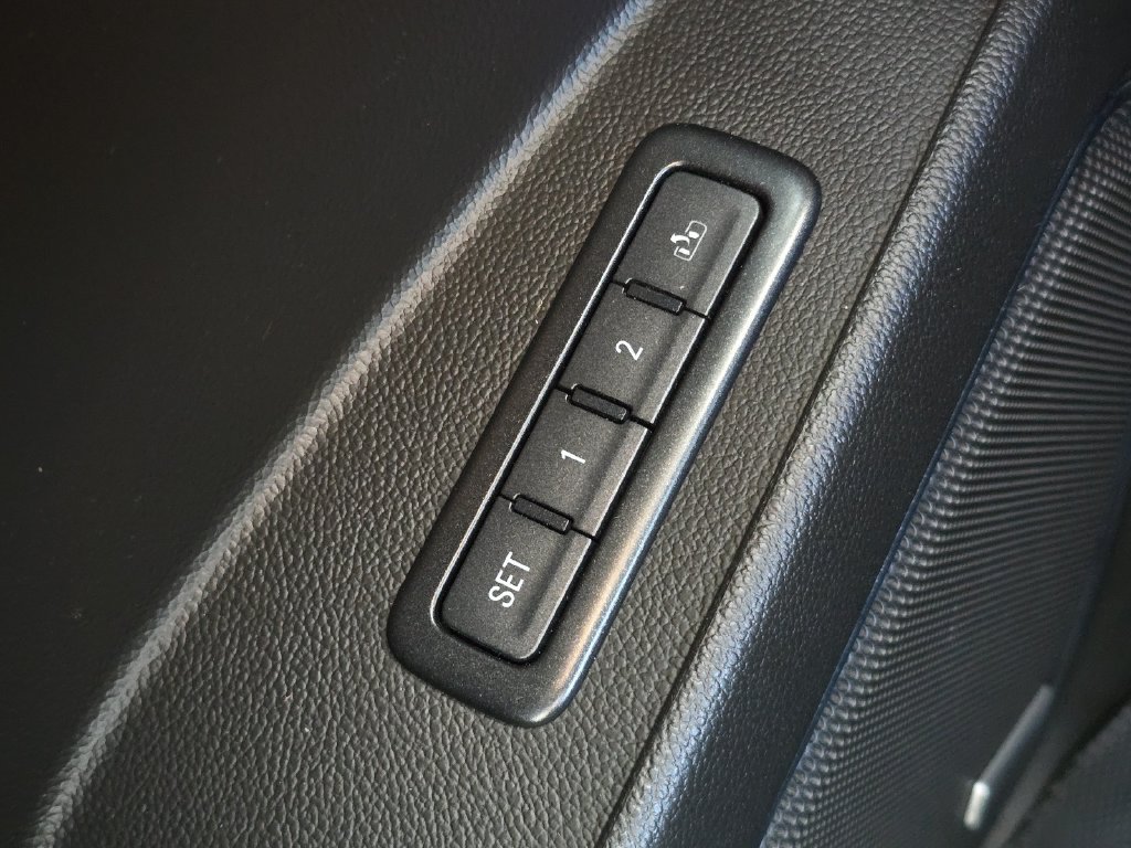 Used 2017 Chevrolet Tahoe Premier RWD image 34
