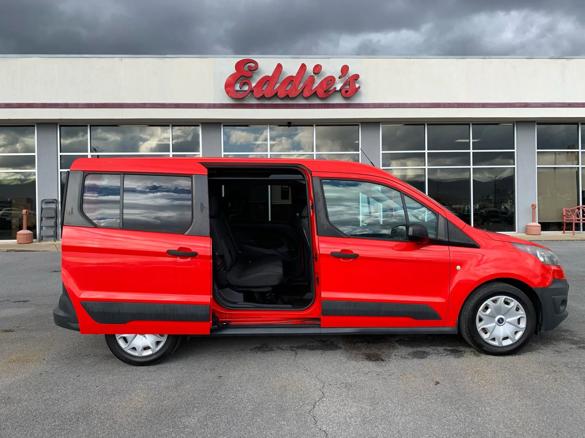Used 2016 Ford Transit Connect XL image 25