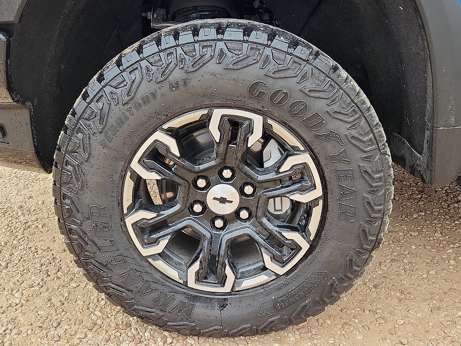 Used 2026 Chevrolet Silverado 1500 ZR2 AWD/4WD image 8