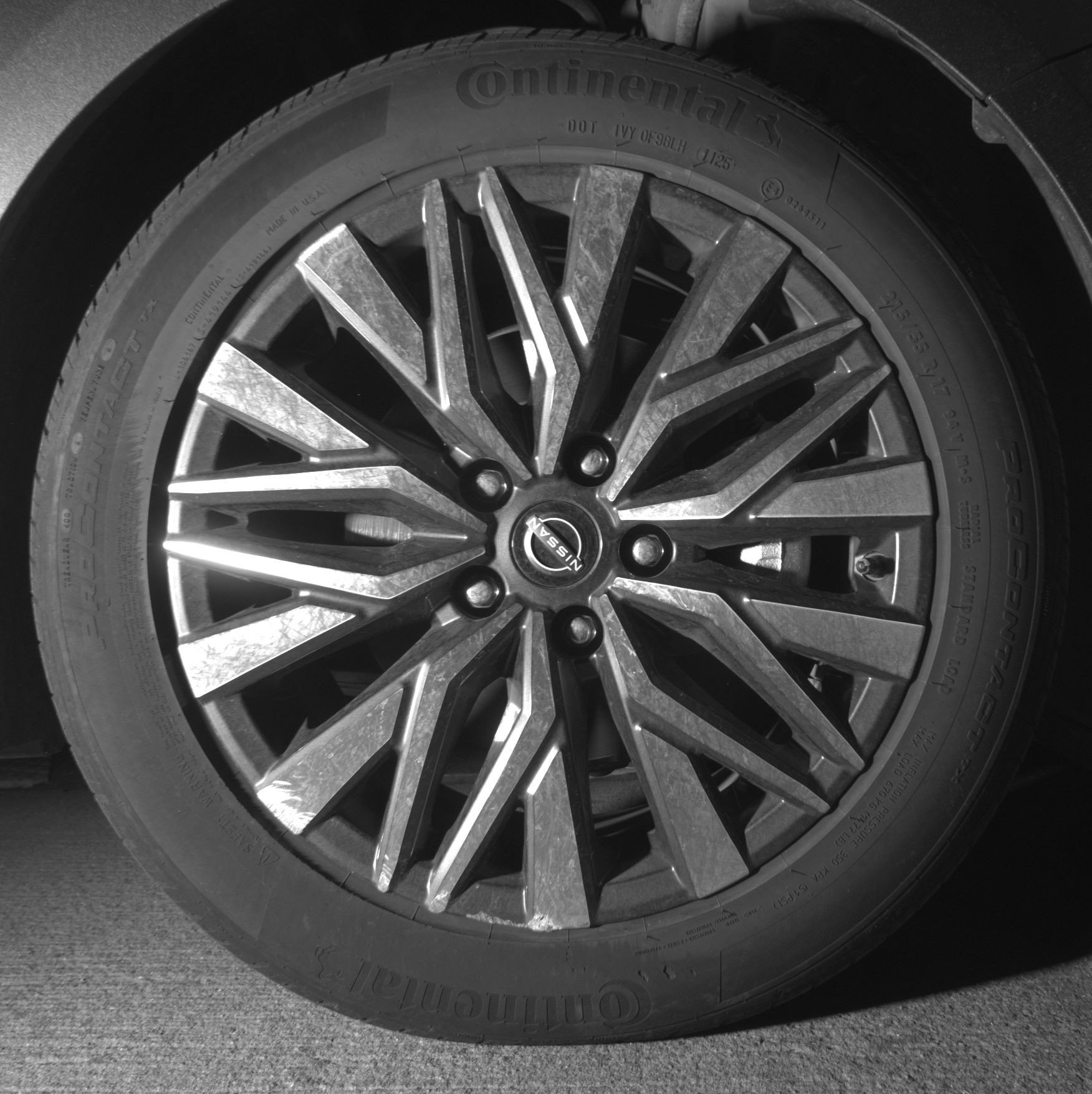 Used 2025 Nissan Altima 2.5 SV FWD image 13