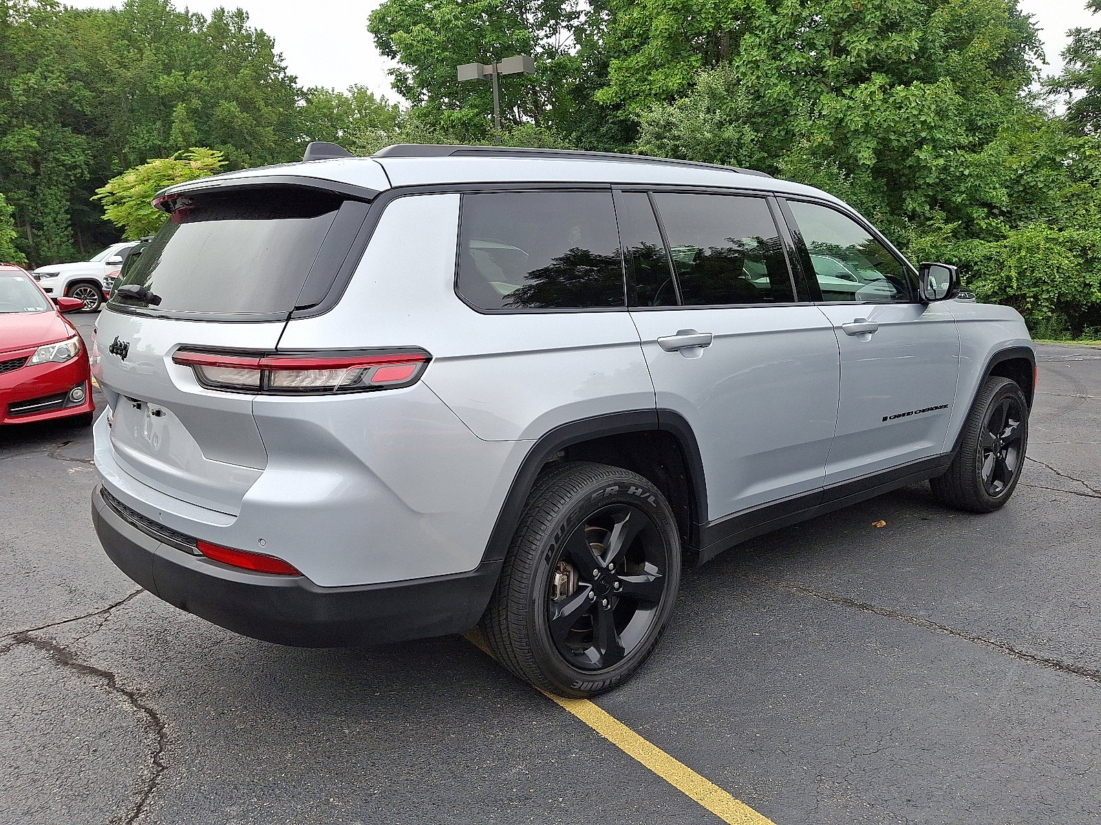 Certified 2022 Jeep Grand Cherokee L Laredo image 7