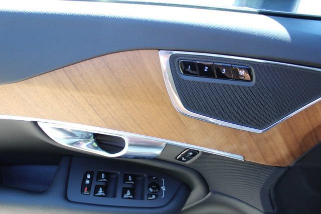 Certified 2022 Volvo XC90 T8 Inscription Expression AWD/4WD image 28