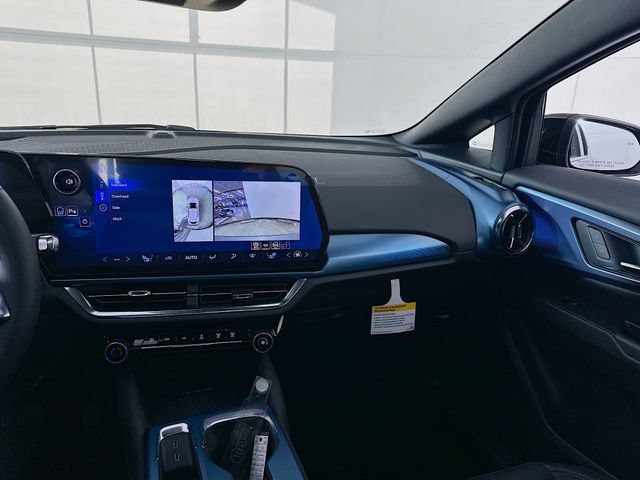 New 2026 Chevrolet Equinox EV LT AWD/4WD image 27