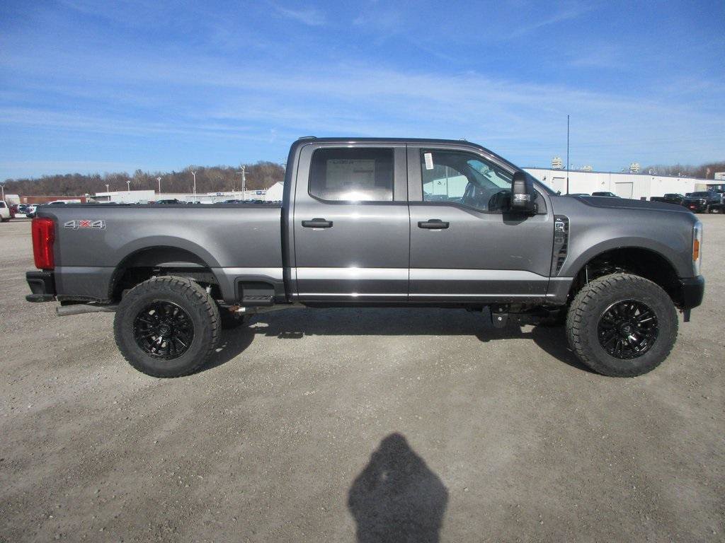 New 2026 Ford F250 XL w/ XL Off-Road Package image 4