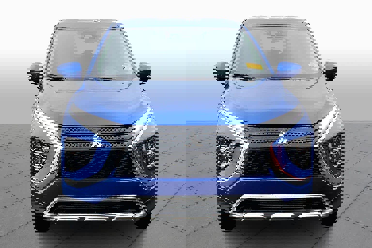 Used 2025 Mitsubishi Eclipse Cross SE image 3