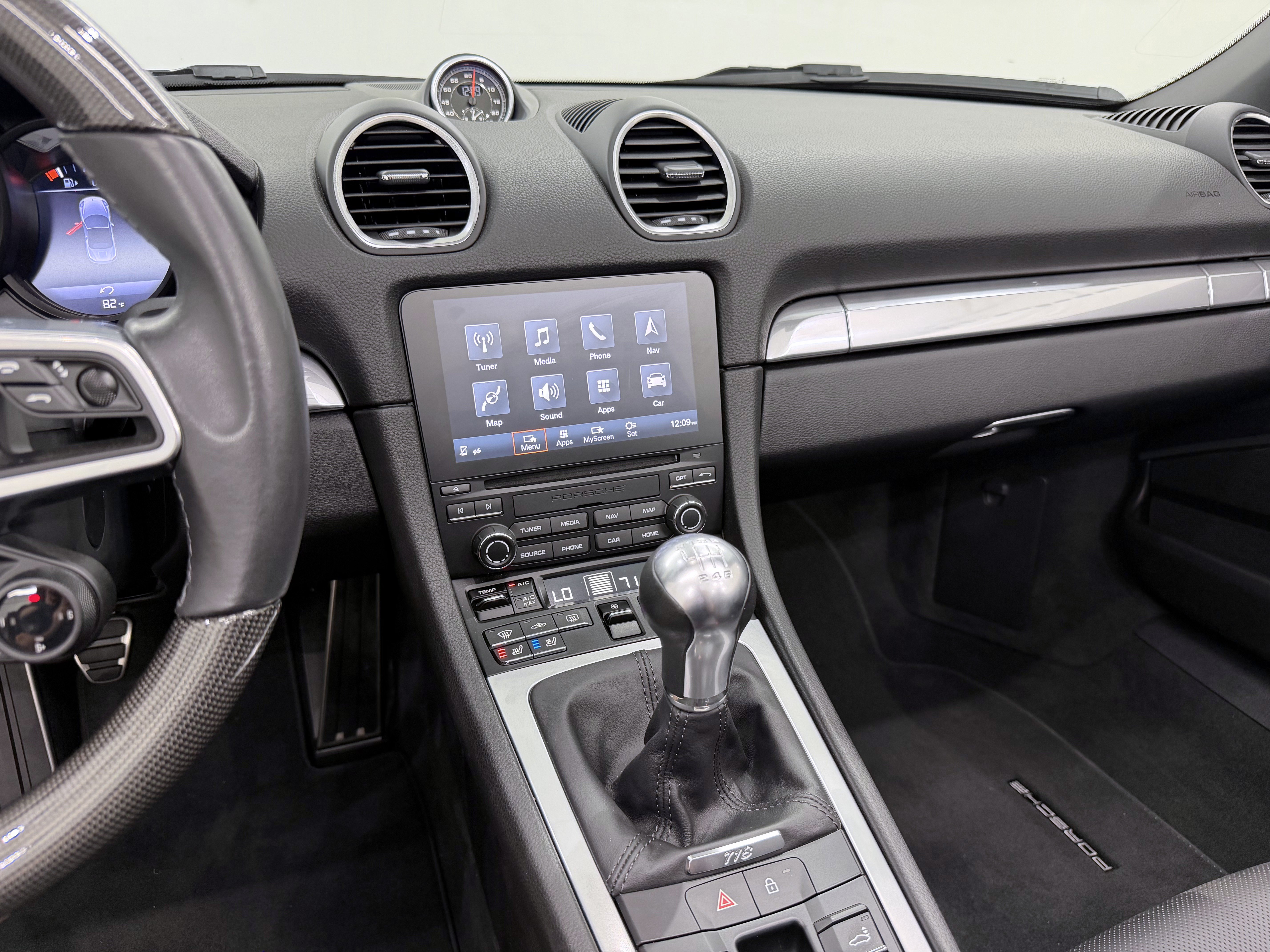 Used 2024 Porsche 718 Boxster GTS RWD image 36