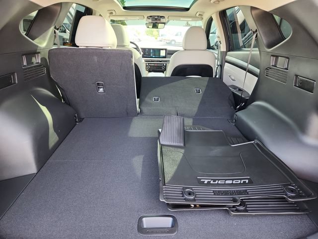 Used 2025 Hyundai Tucson SEL AWD/4WD image 34