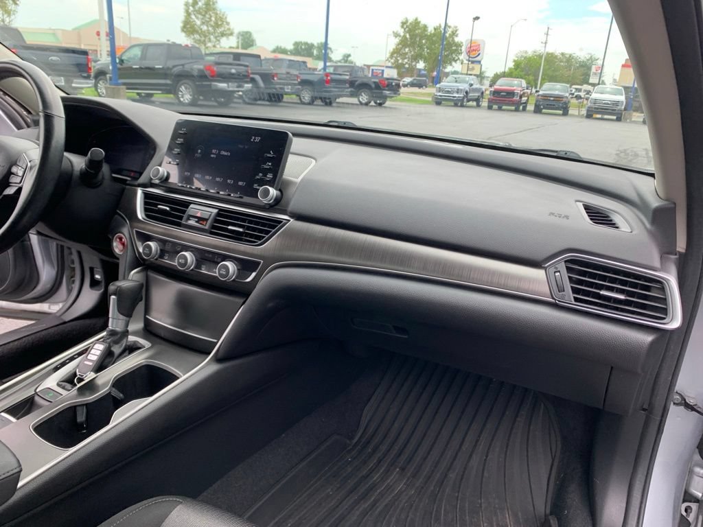 Used 2020 Honda Accord LX image 24